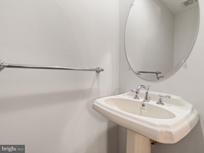 Building Photo - 2807 Cornet Ct
