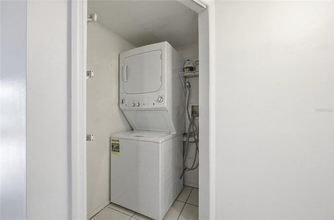 Building Photo - 3469 Flossmoor Ave