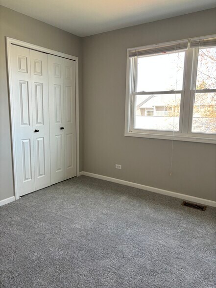 Building Photo - 1667 Hinterlong Ln