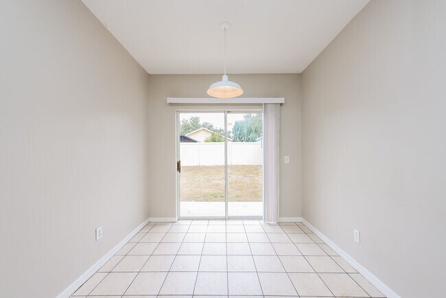 Building Photo - 7742 Bristol Park Dr