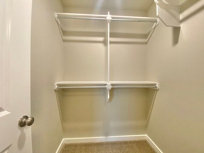 Building Photo - Pre leasing in Bell Farms for 1/04/2026