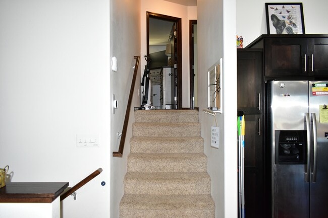 Building Photo - 4737 35th Ave S