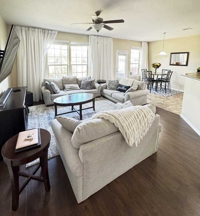 Building Photo - 1507 Crested Butte Way