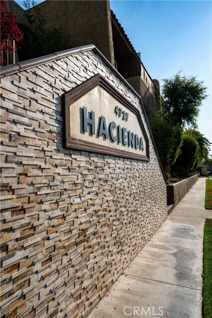 Building Photo - 4727 W 147th St