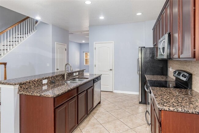 Building Photo - 2628 Passamonte Dr