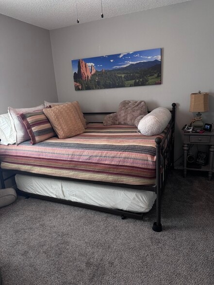 Building Photo - 3325 Misty Meadows Dr