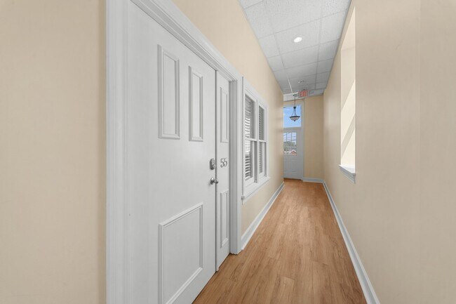 Building Photo - 51 E Main St