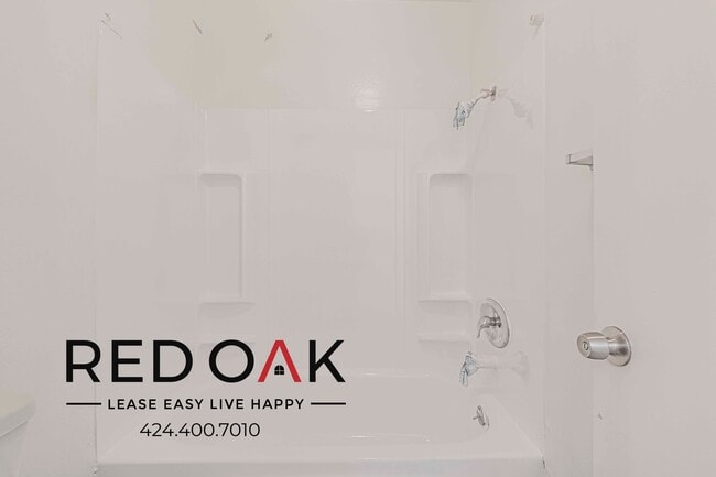 Building Photo - 5624 Fair Ave