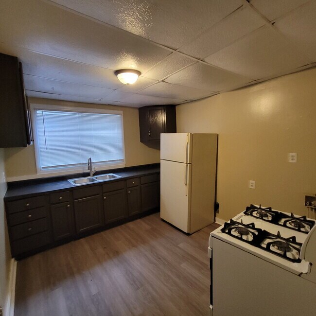 Building Photo - 3BR House near Fountain Square area!