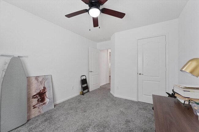 Building Photo - 1106 Upton Ct