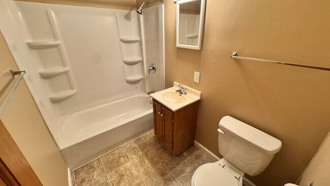 Building Photo - Available Aug 12th, 2026!