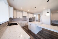 Building Photo - 3849 Thrush St