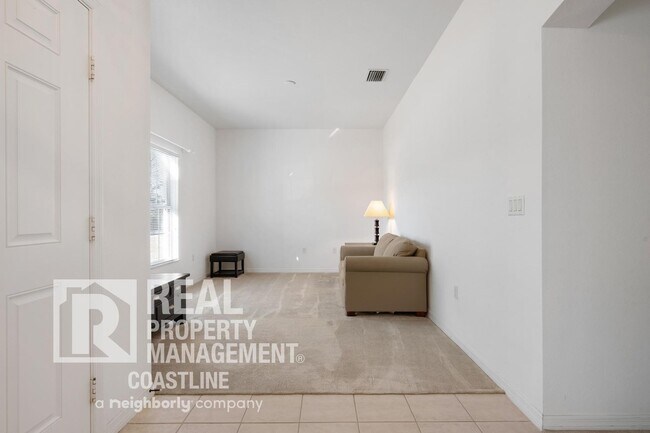 Building Photo - Flexible Lease: Seasonal OR Annual Furnished/Unfurnished – 3BR North Port Home!