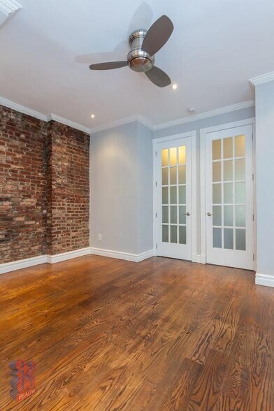 Primary Photo - 230 E 32nd St