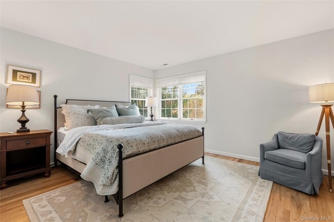 Building Photo - 357 Midland Ave