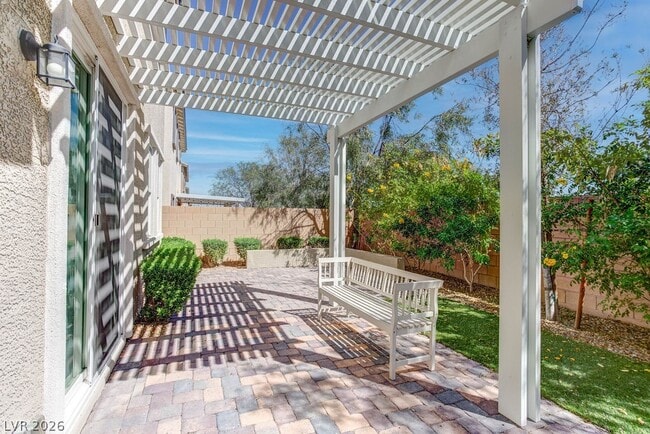 Building Photo - 8580 Luse St