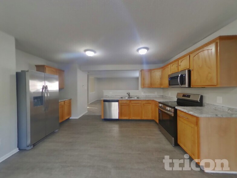 Building Photo - 2934 Ludwig Dr