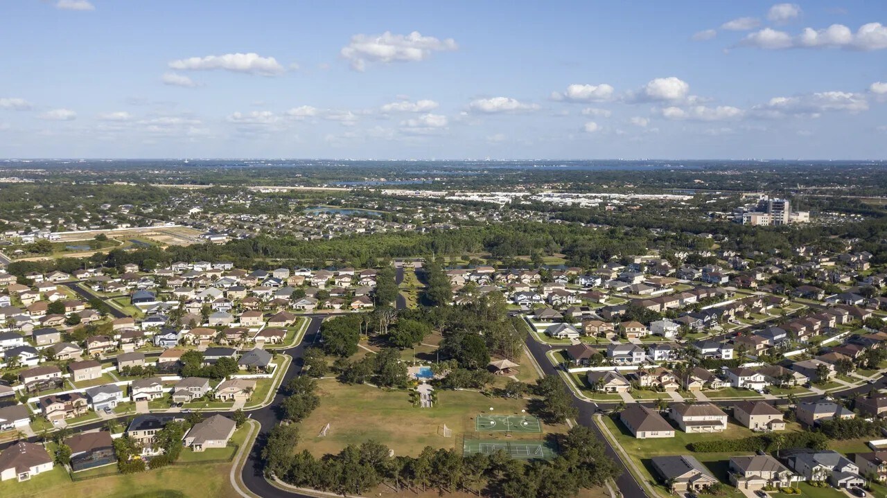 Building Photo - 502 First Cape Coral Dr