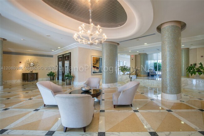 Building Photo - 6917 Collins Ave