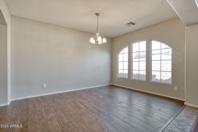 Building Photo - 13718 N 150th Dr