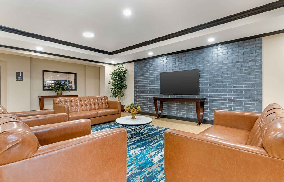 Building Photo - Furnished Studio-McAlester - Hwy 69