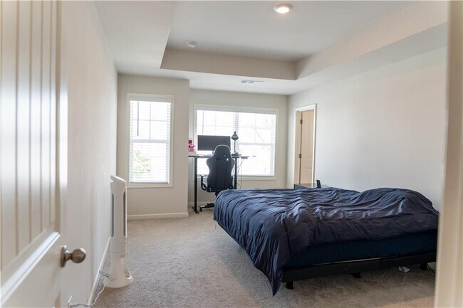 Building Photo - 510 Scenic Pass