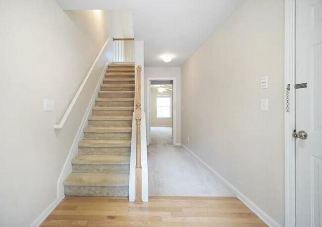 Building Photo - 2251 Landing Ridge Dr