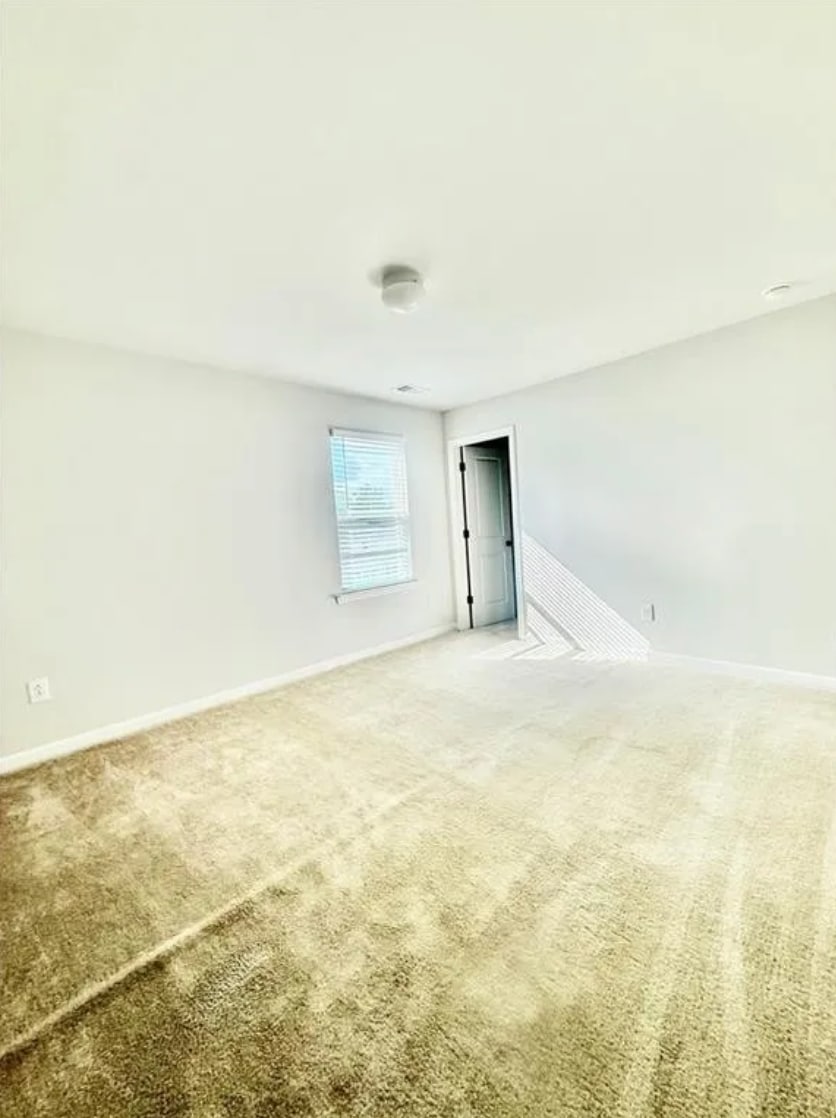 Building Photo - 212 Himalaya Way