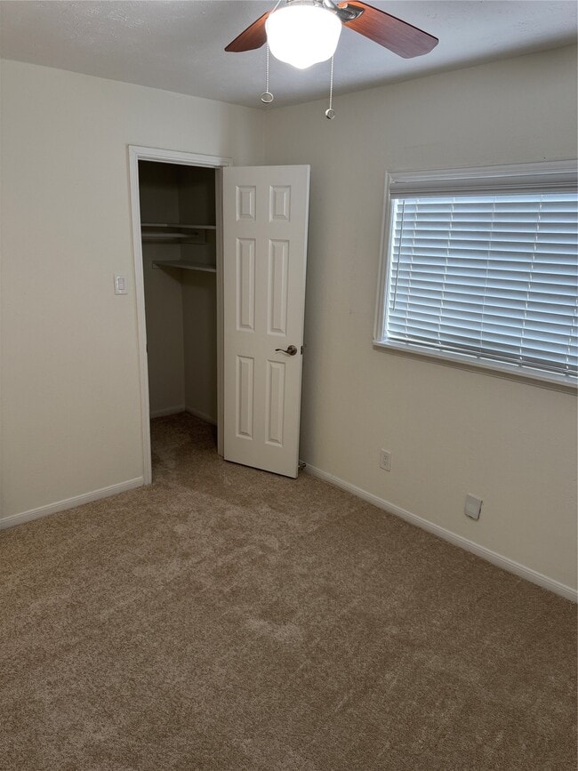 Building Photo - 139 Phanturn Ln