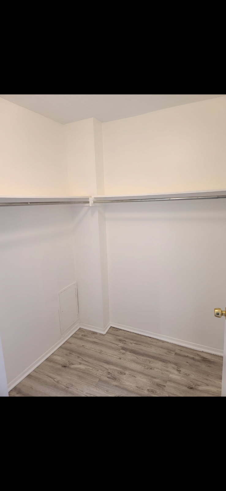 Building Photo - 501 Slaters Ln