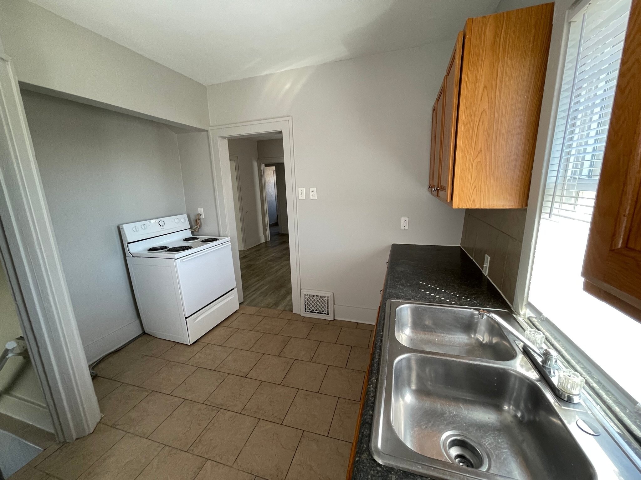 Building Photo - 3535 N 45th Ave