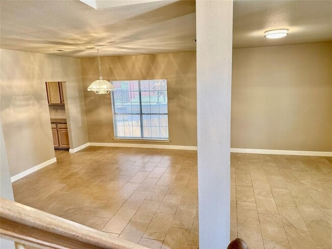 Building Photo - 5817 Taylor Draper Cove