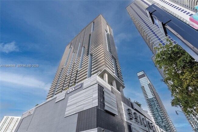 Building Photo - 88 SW 7th St