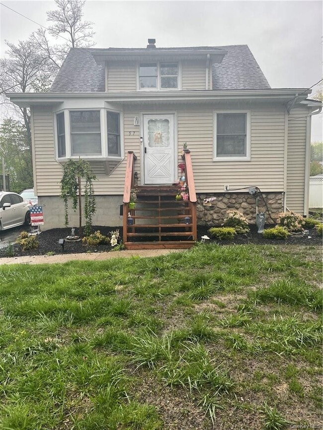 Building Photo - 57 Hunt Ave