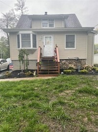 Building Photo - 57 Hunt Ave