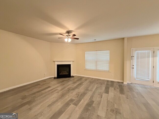 Building Photo - 220 Brookhaven Ct