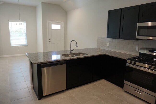 Building Photo - 11893 E Gate Dr