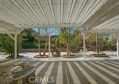 Building Photo - 12683 Palm View Way