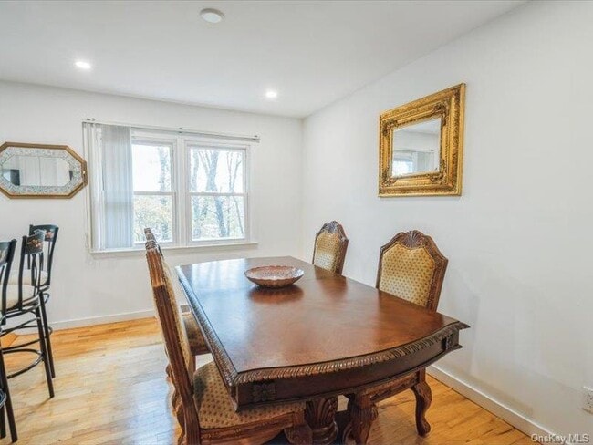 Building Photo - 42 Mesa Pl