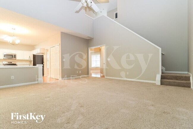 Building Photo - 4006 Maple Ridge Ln NW
