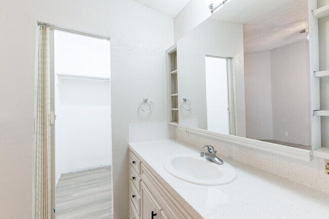 Building Photo - 4402 44th St