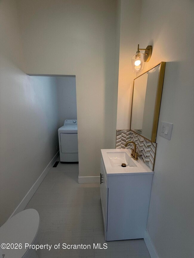 Building Photo - 105 Parkdale Dr