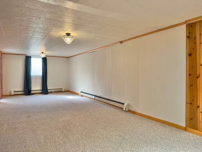 Building Photo - 1311 Theodore St