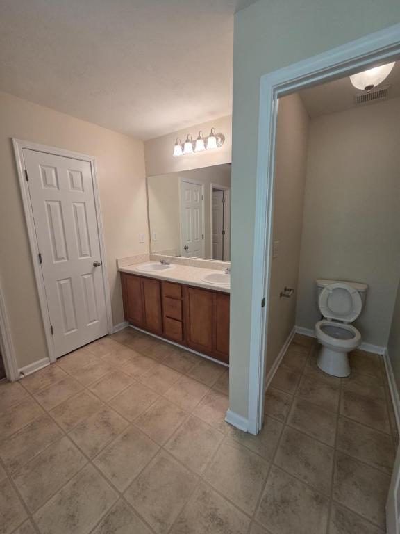 Building Photo - 4543 Beau Point Ct SW