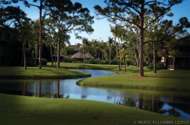 Building Photo - 19550 Sawgrass Dr