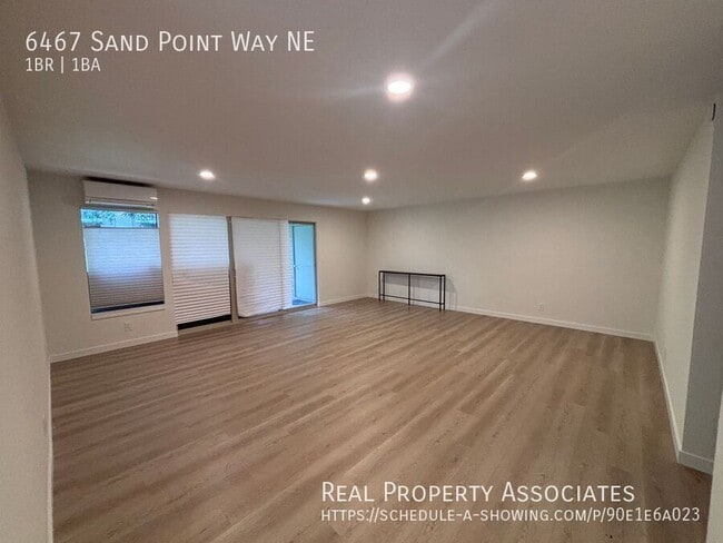 Building Photo - 6467 Sand Point Way NE