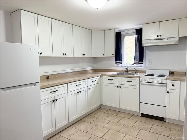 Building Photo - 3458 NY-208