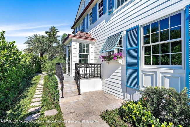 Building Photo - 360 Seaspray Ave