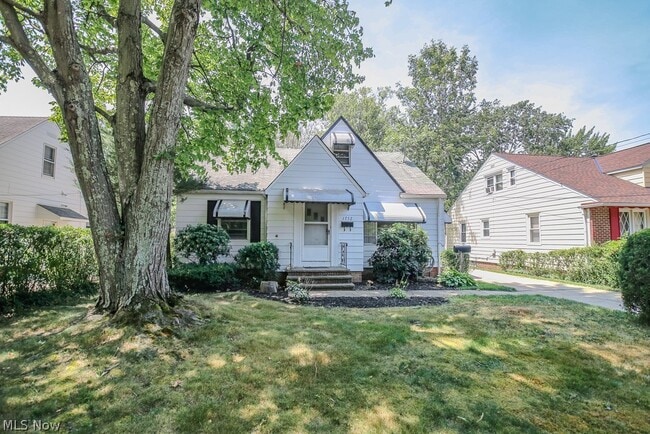 Building Photo - 1752 Brainard Rd