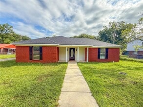 Building Photo - 8530 Williams Dr